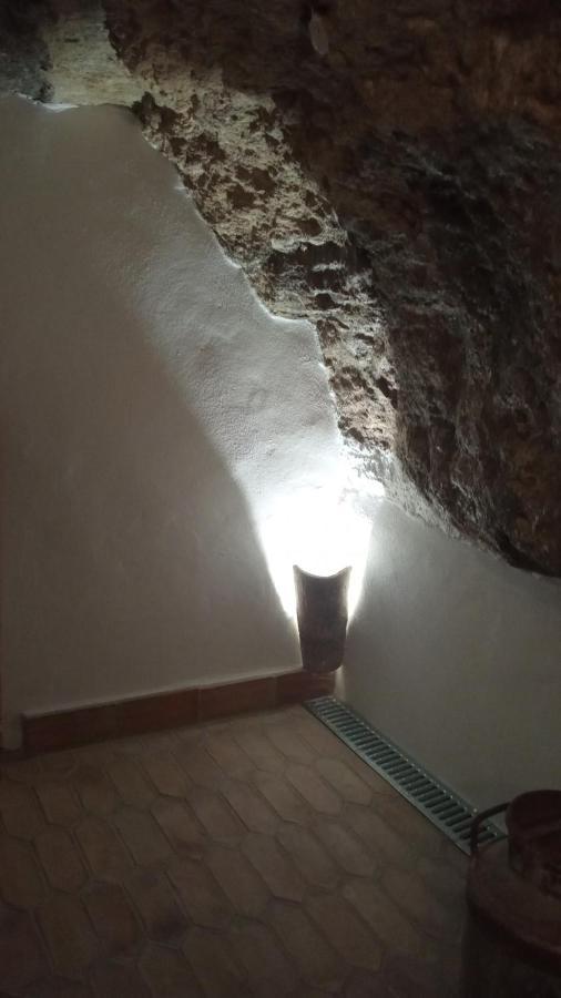 Casa Enrocada Setenil De Las Bodegas Exterior foto